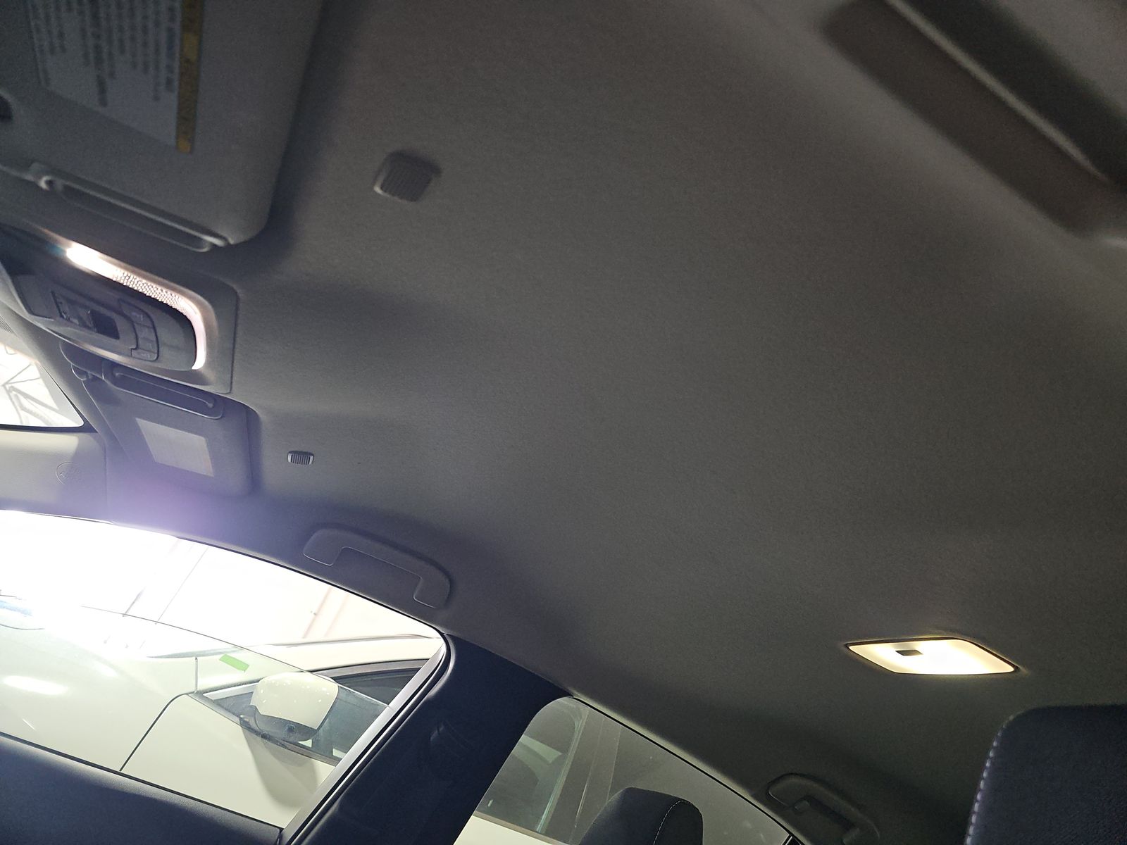 2024 Toyota Corolla Hybrid LE FWD