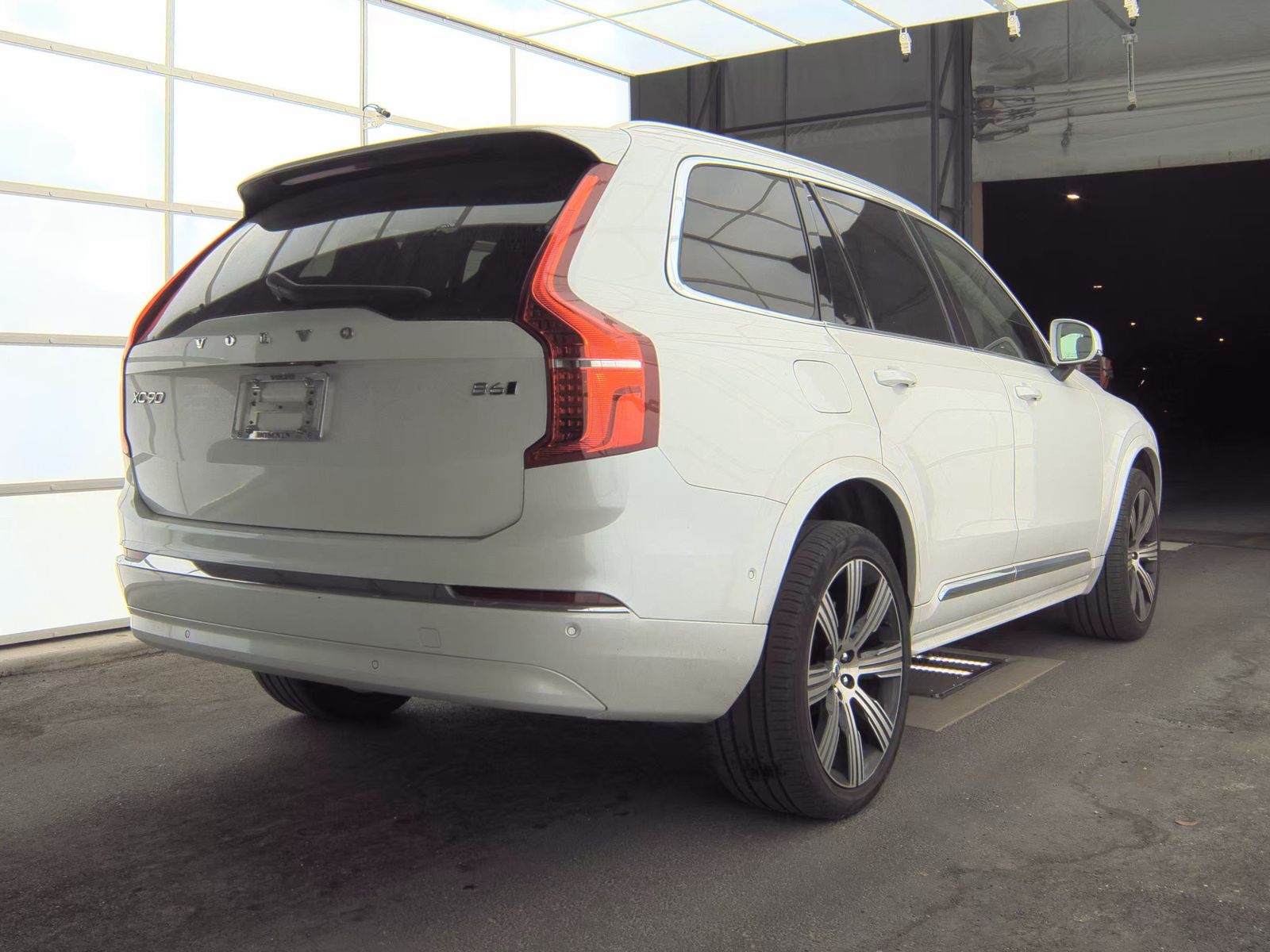 2023 Volvo XC90 B6 Ultimate AWD