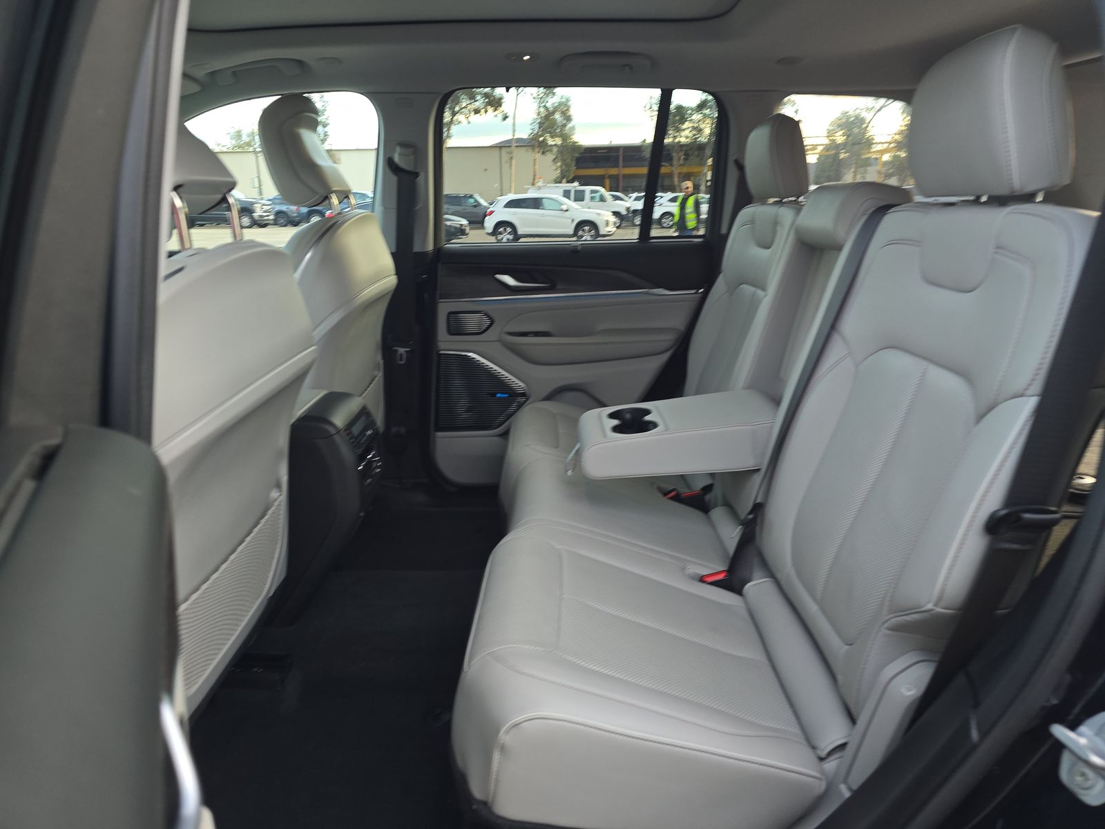 2022 Jeep Grand Cherokee 4xe Overland AWD