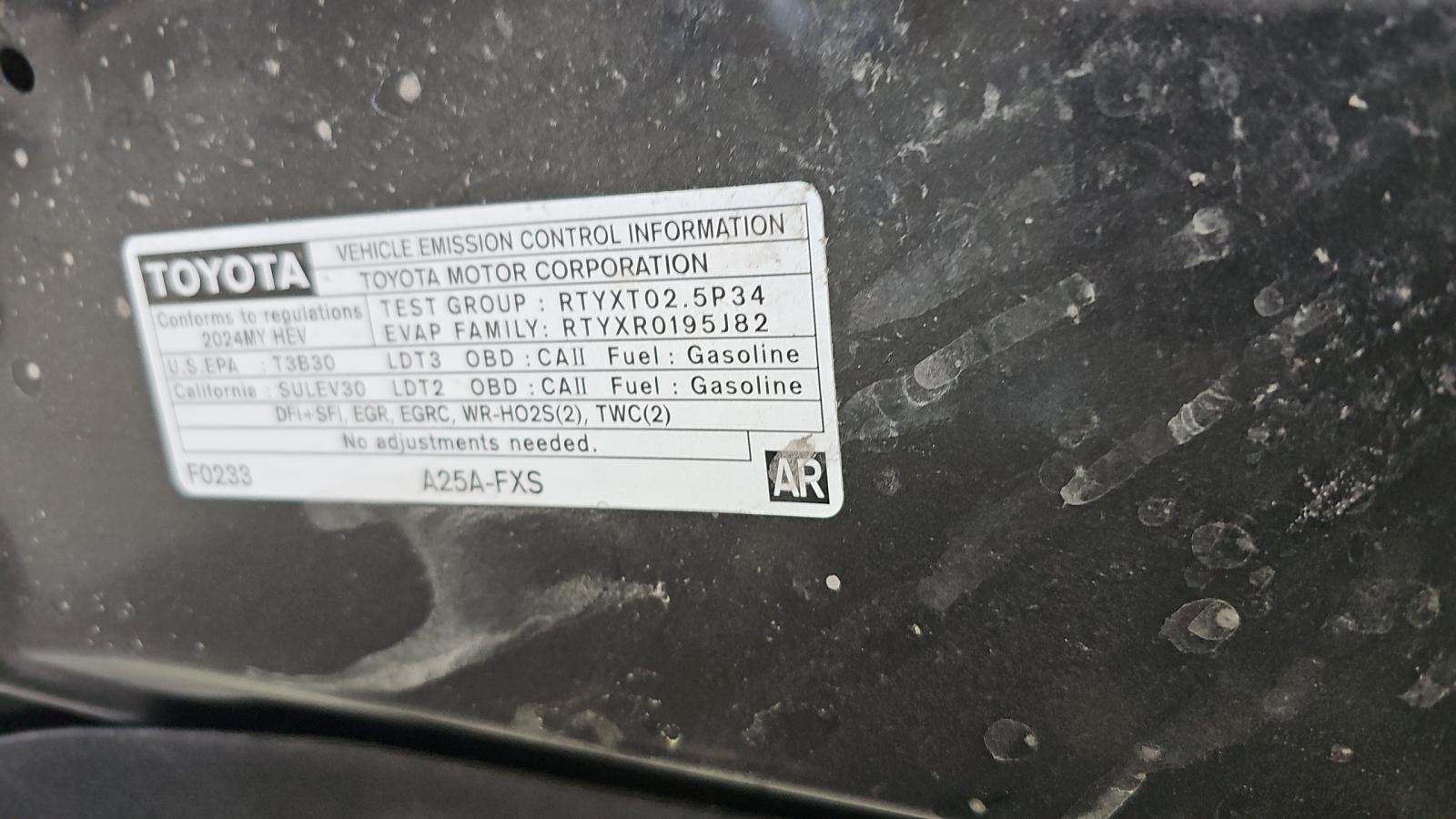 2024 Toyota Sienna XLE FWD