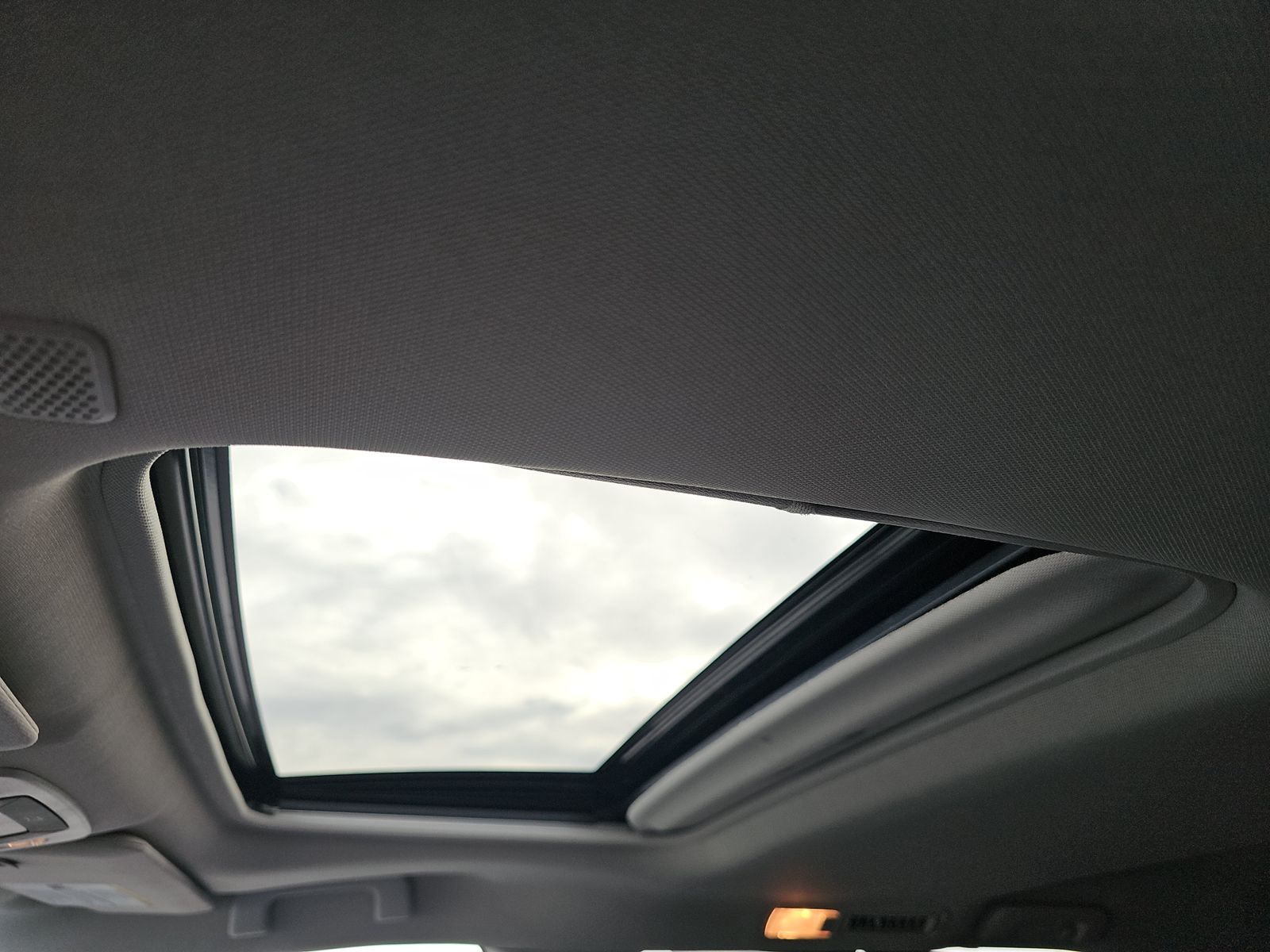 2024 Toyota Sienna XLE FWD