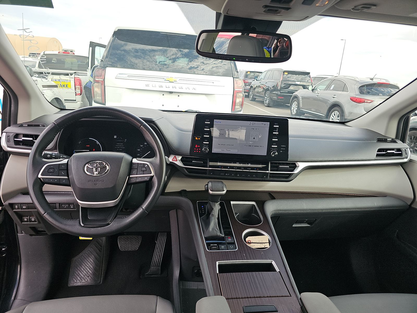 2024 Toyota Sienna XLE FWD