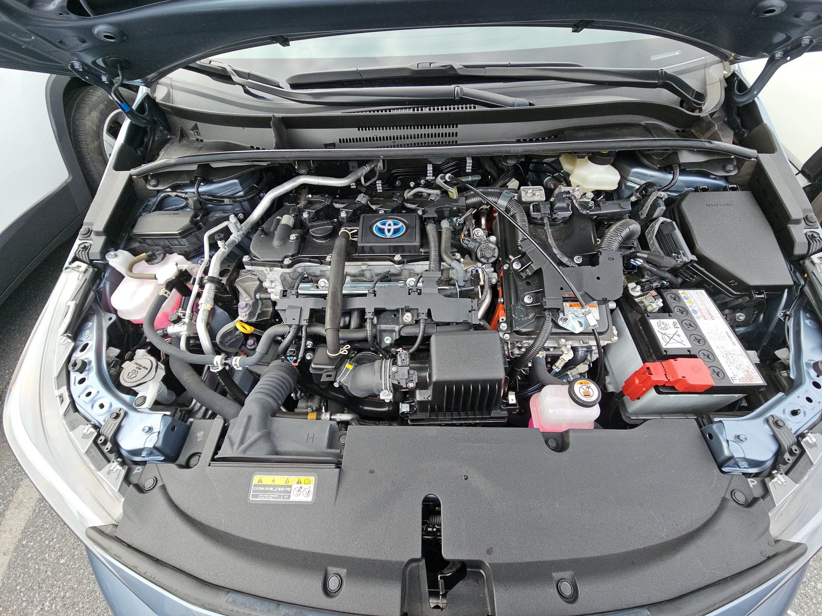 2023 Toyota Corolla Hybrid LE AWD