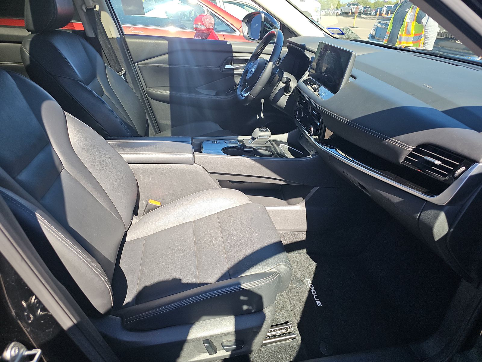 2024 Nissan Rogue SL FWD