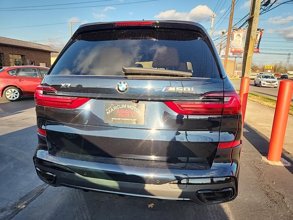 2022 BMW X7 M50i AWD
