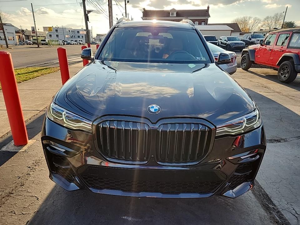 2022 BMW X7 M50i AWD