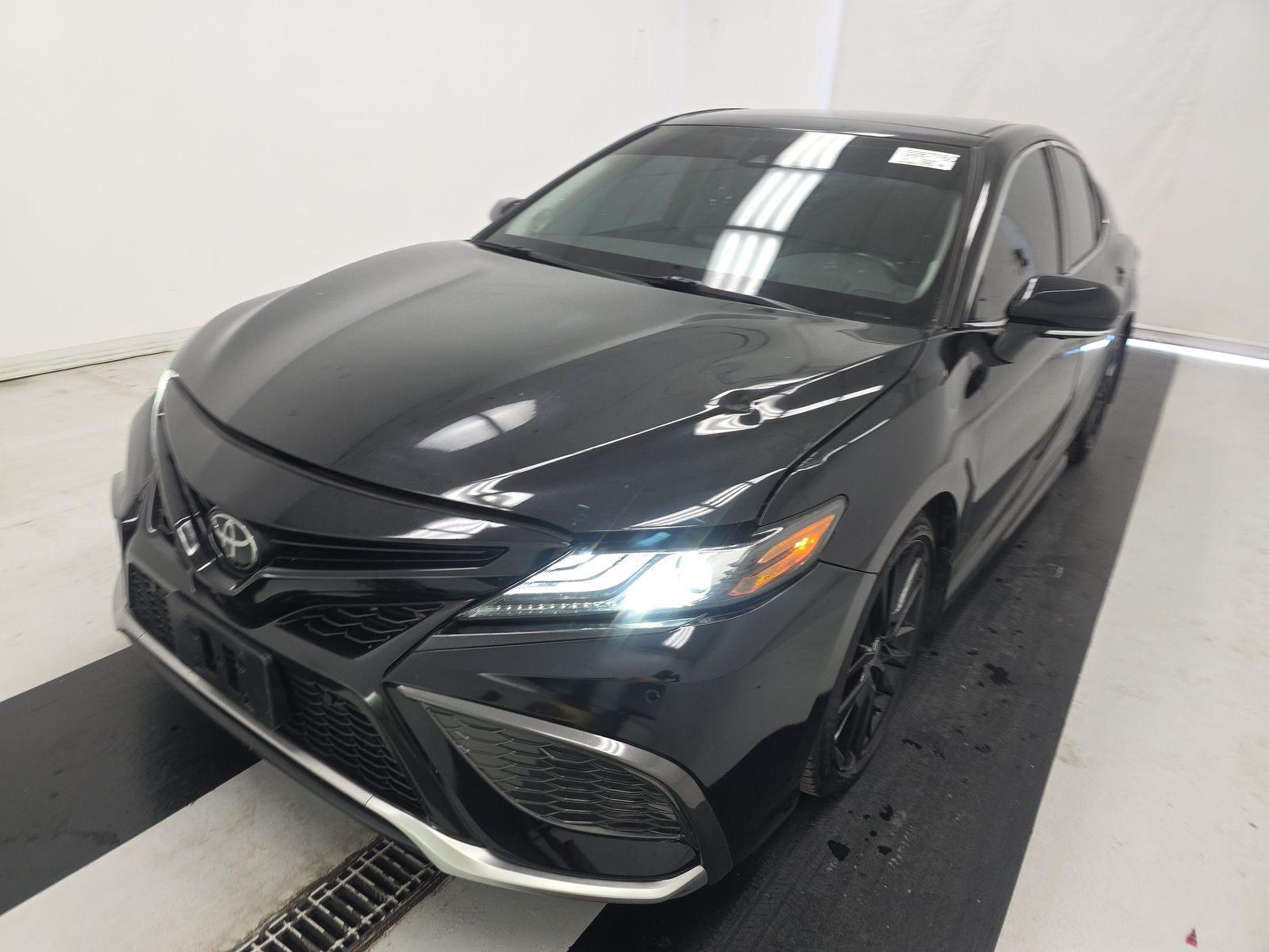 2022 Toyota Camry XSE FWD