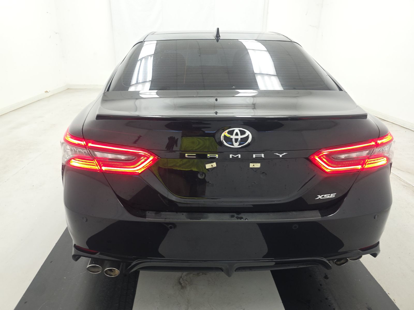 2022 Toyota Camry XSE FWD