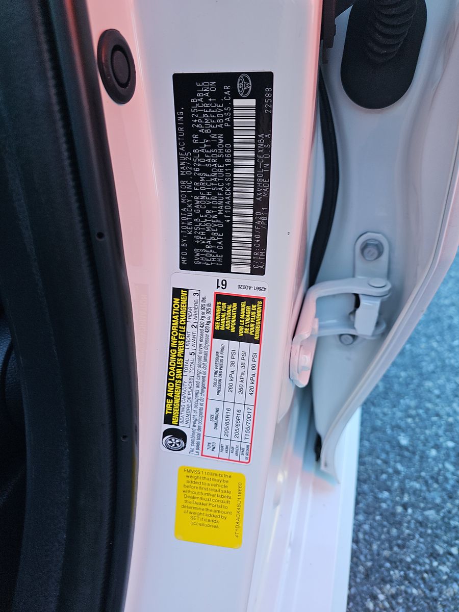 2025 Toyota Camry LE FWD