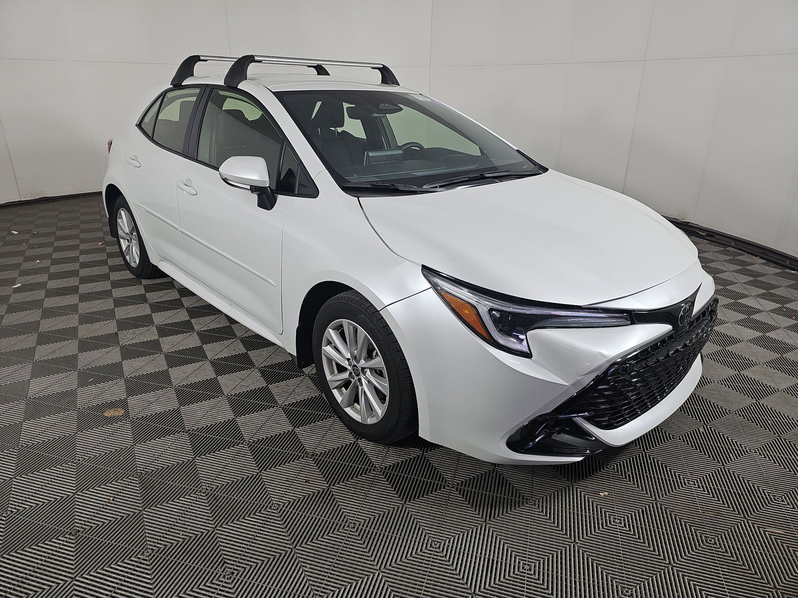 2025 Toyota Corolla SE FWD