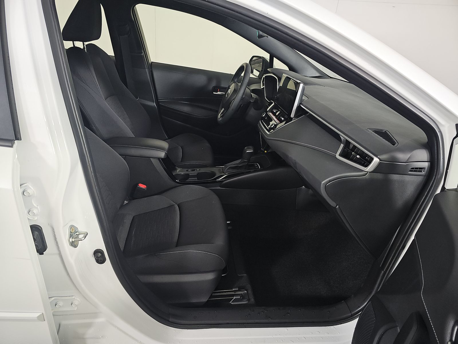 2025 Toyota Corolla SE FWD