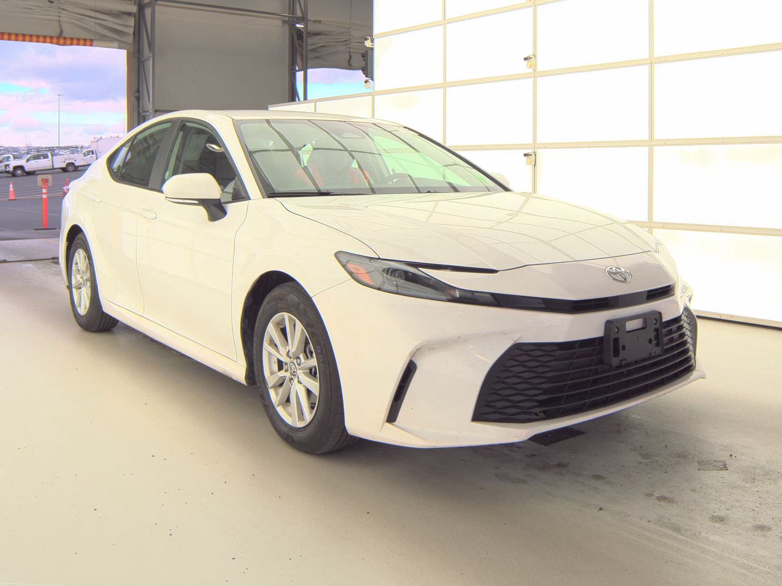 2025 Toyota Camry LE FWD