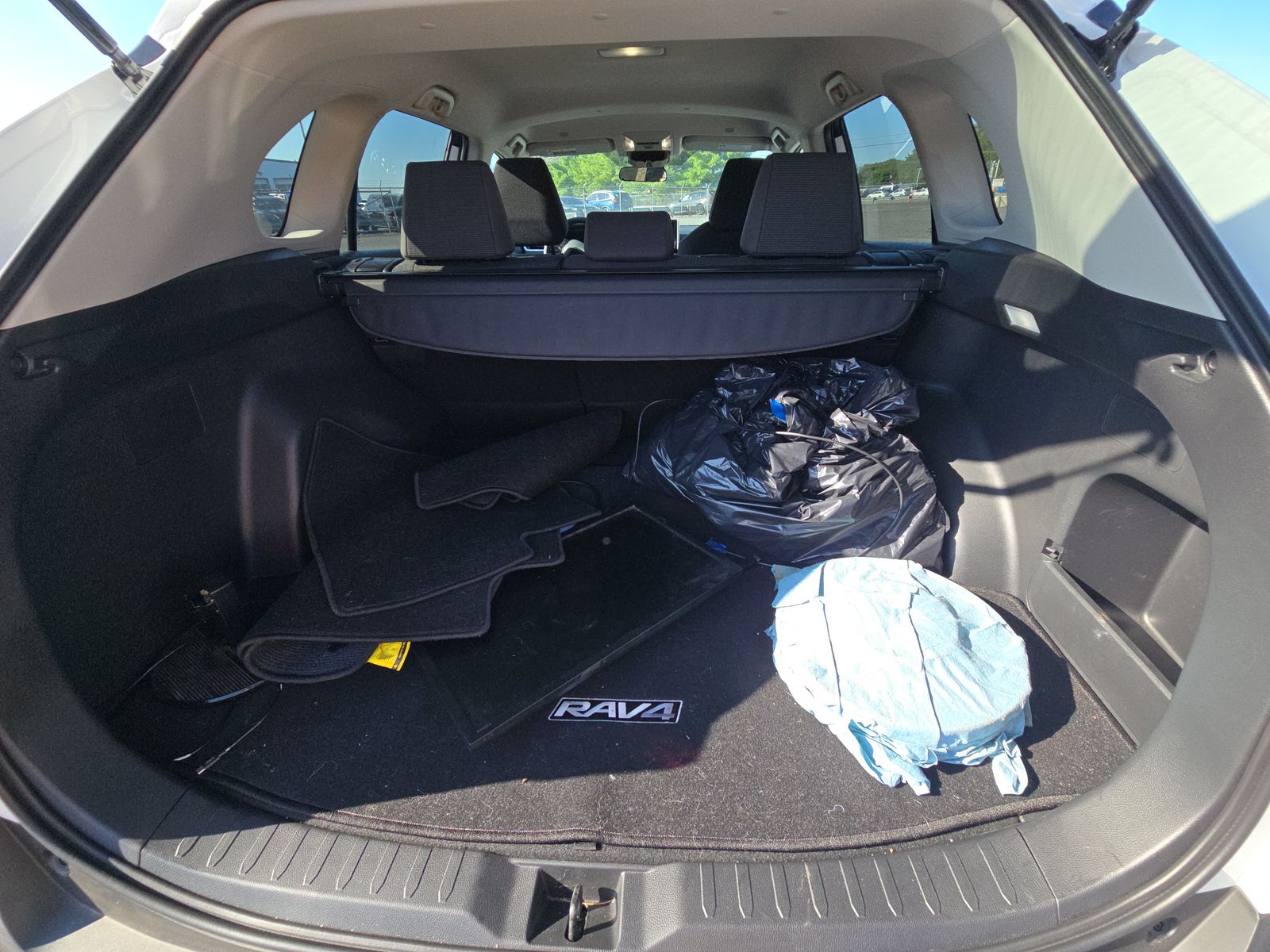 2025 Toyota RAV4 LE AWD