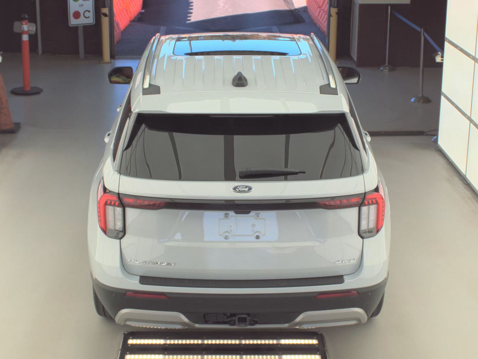 2025 Ford Explorer Platinum AWD