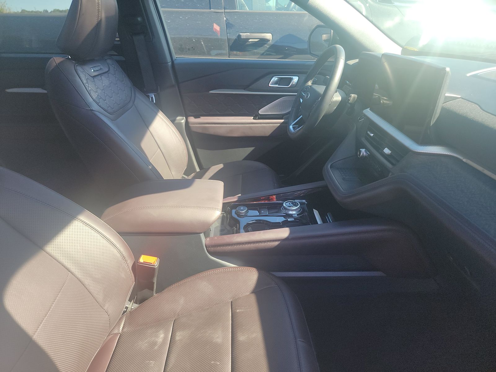 2025 Ford Explorer Platinum AWD