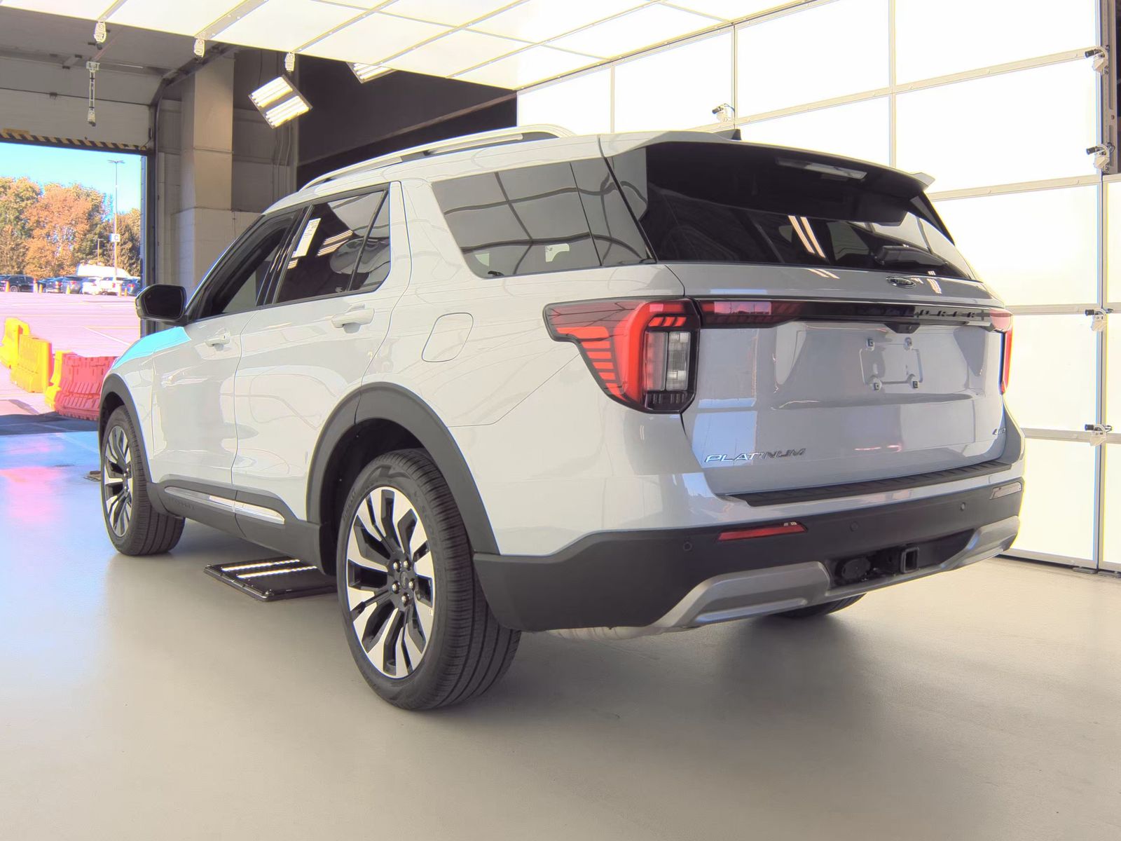 2025 Ford Explorer Platinum AWD
