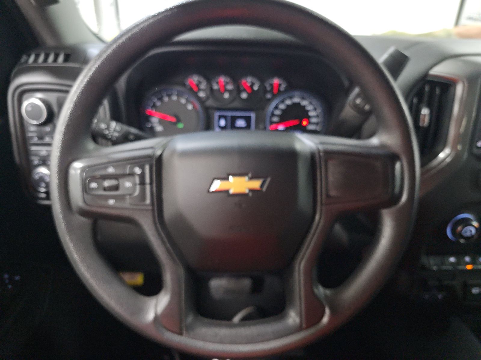 2024 Chevrolet Silverado 1500 Custom AWD