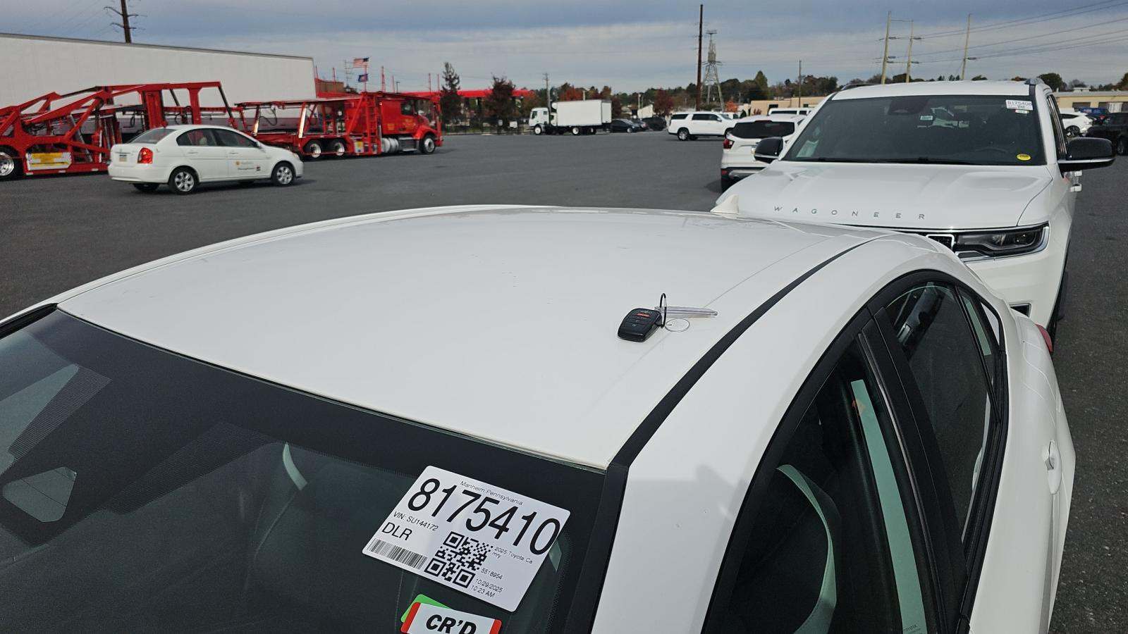 2025 Toyota Camry SE FWD