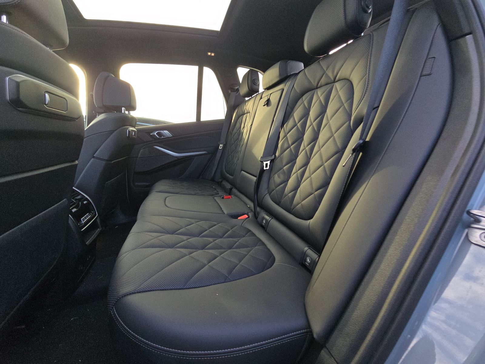 2025 BMW X5 xDrive40i AWD