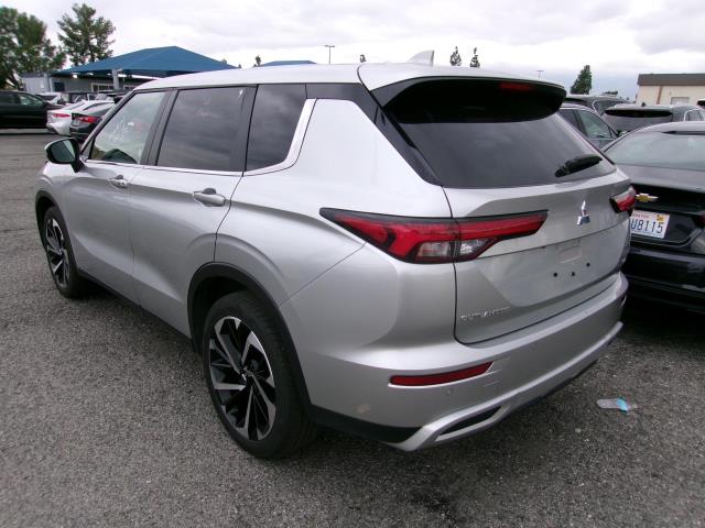 2024 Mitsubishi Outlander SE FWD