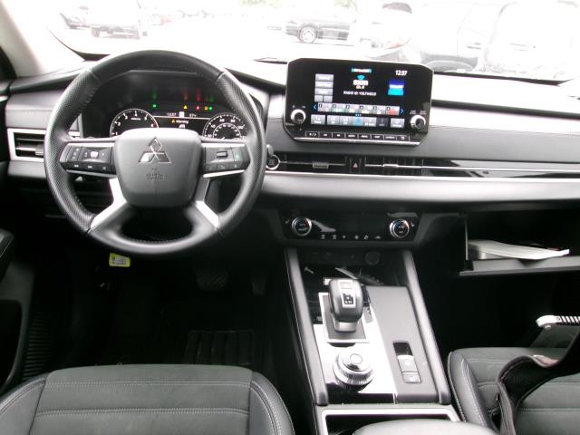 2024 Mitsubishi Outlander SE FWD