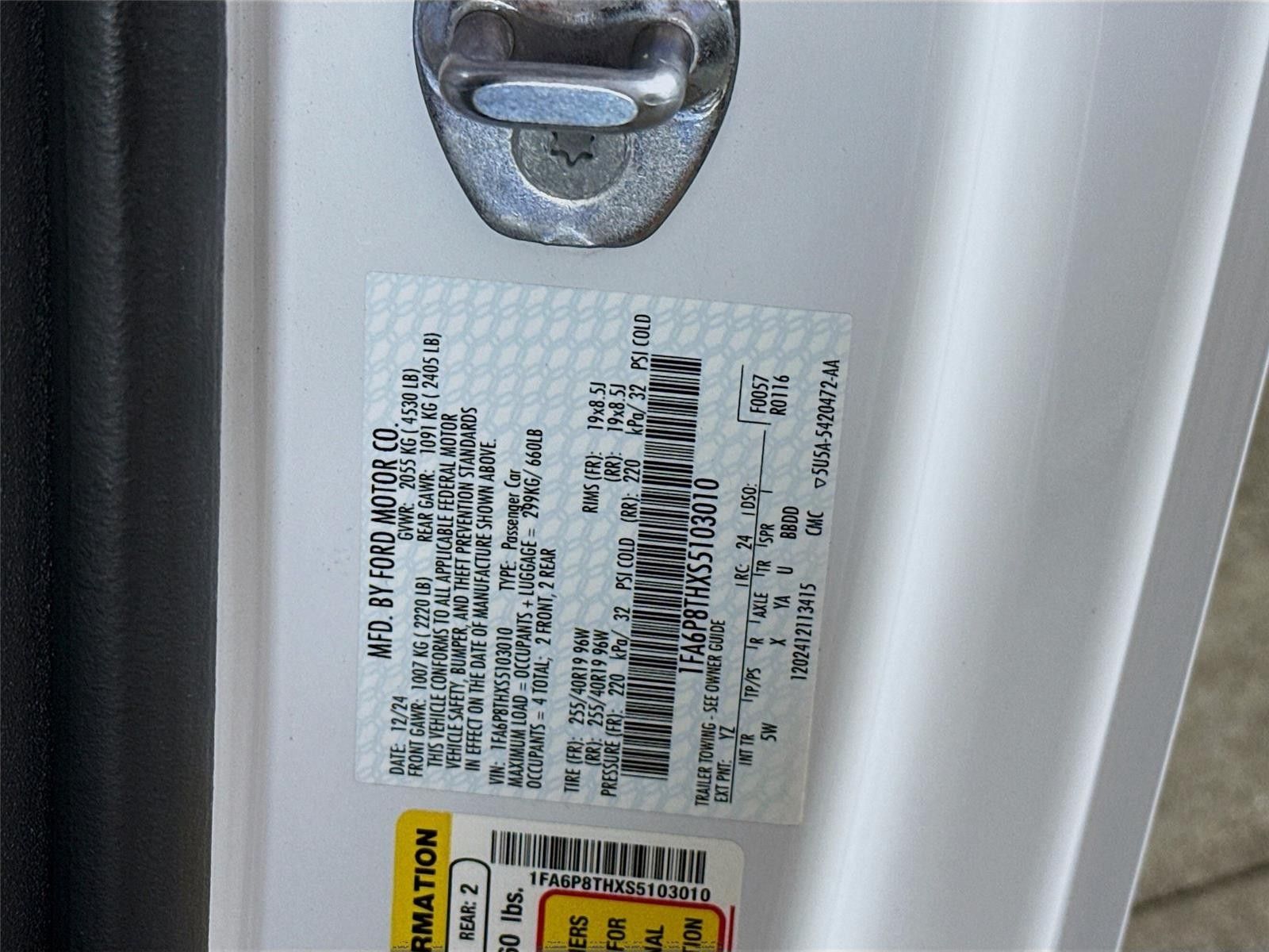 2025 Ford Mustang EcoBoost Premium RWD