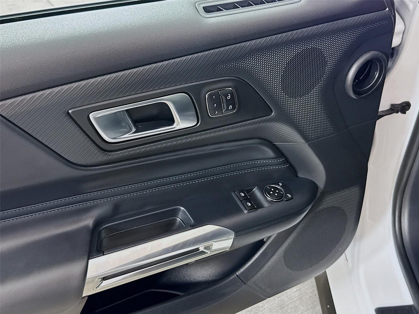 2025 Ford Mustang EcoBoost Premium RWD