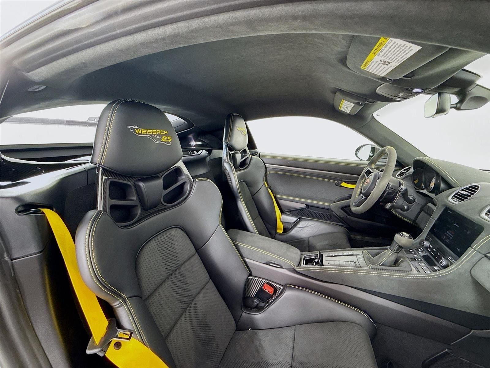 2025 Porsche 718 Cayman GT4 RS RWD