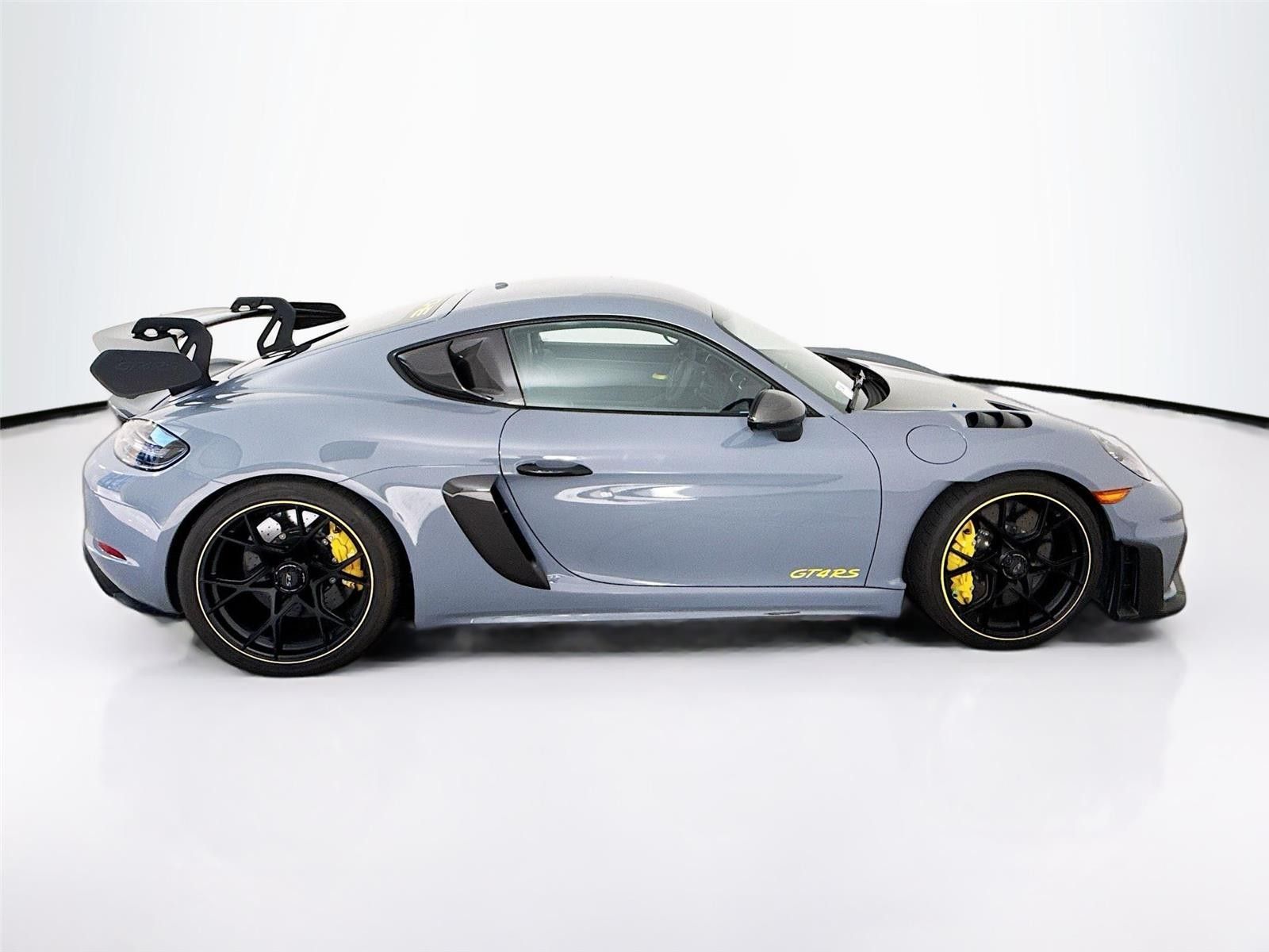 2025 Porsche 718 Cayman GT4 RS RWD
