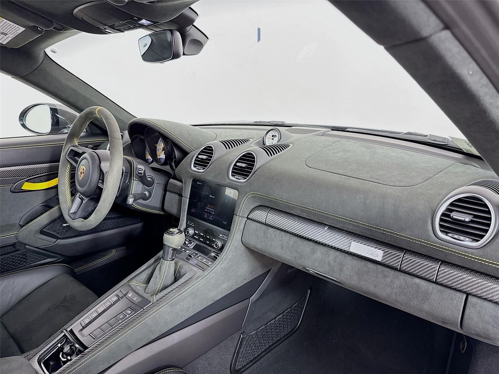 2025 Porsche 718 Cayman GT4 RS RWD