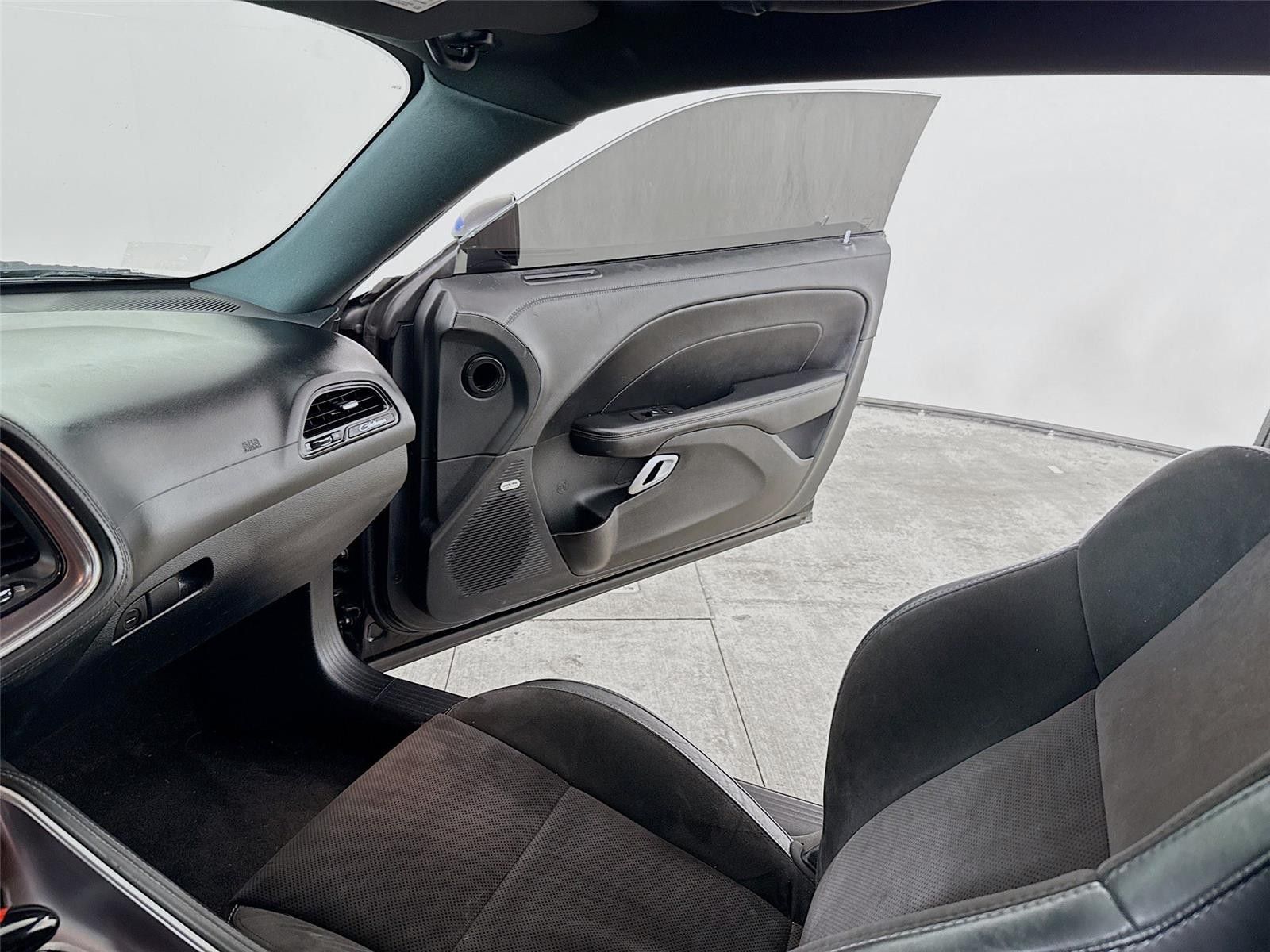 2022 Dodge Challenger R/T RWD