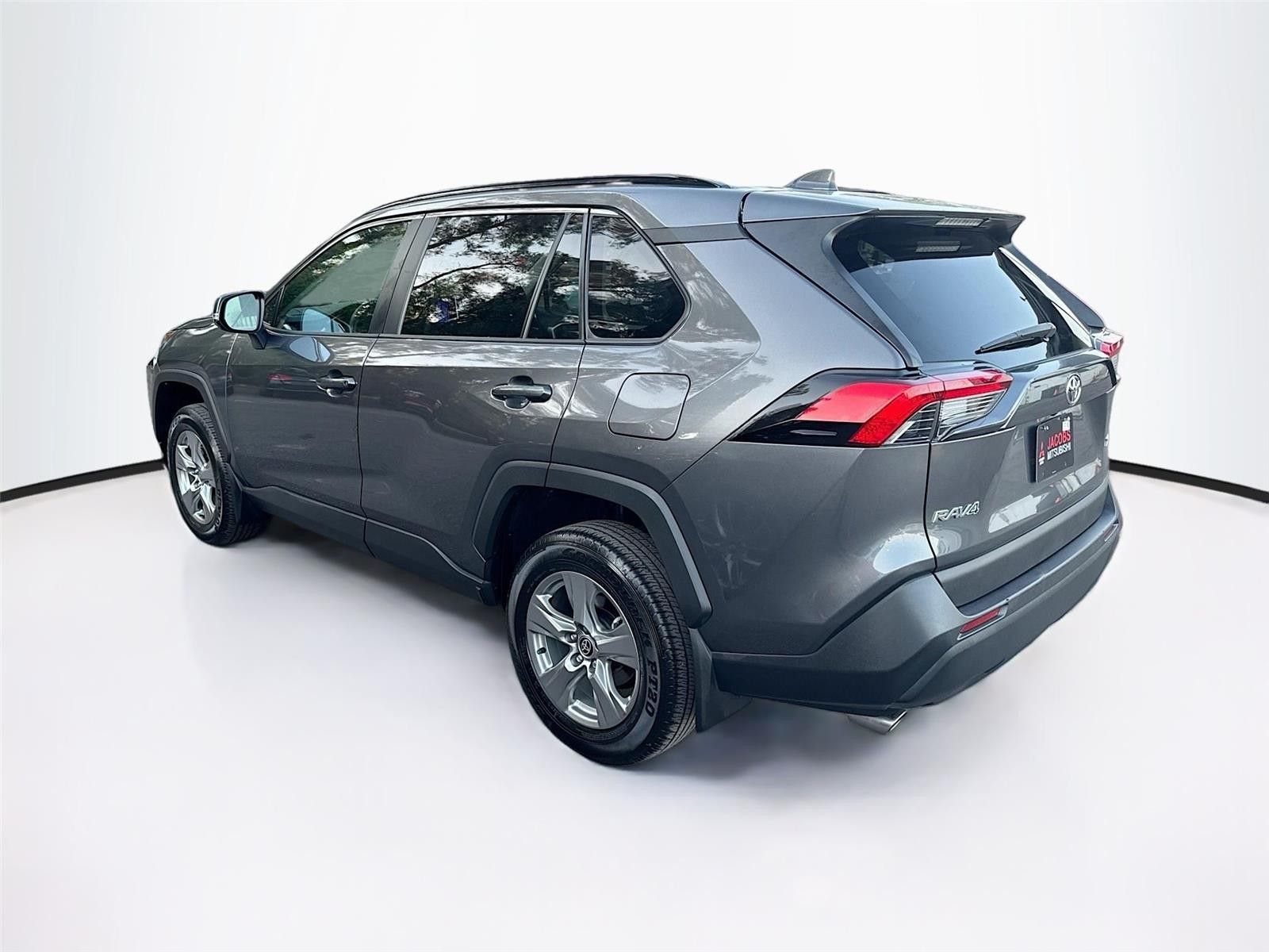2024 Toyota RAV4 XLE FWD