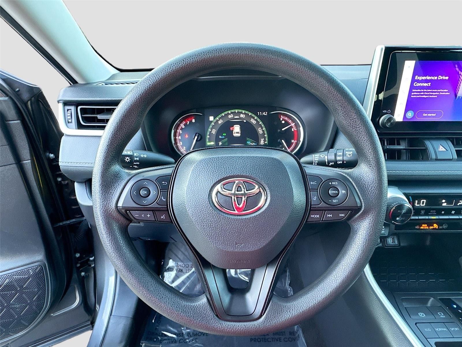 2024 Toyota RAV4 XLE FWD