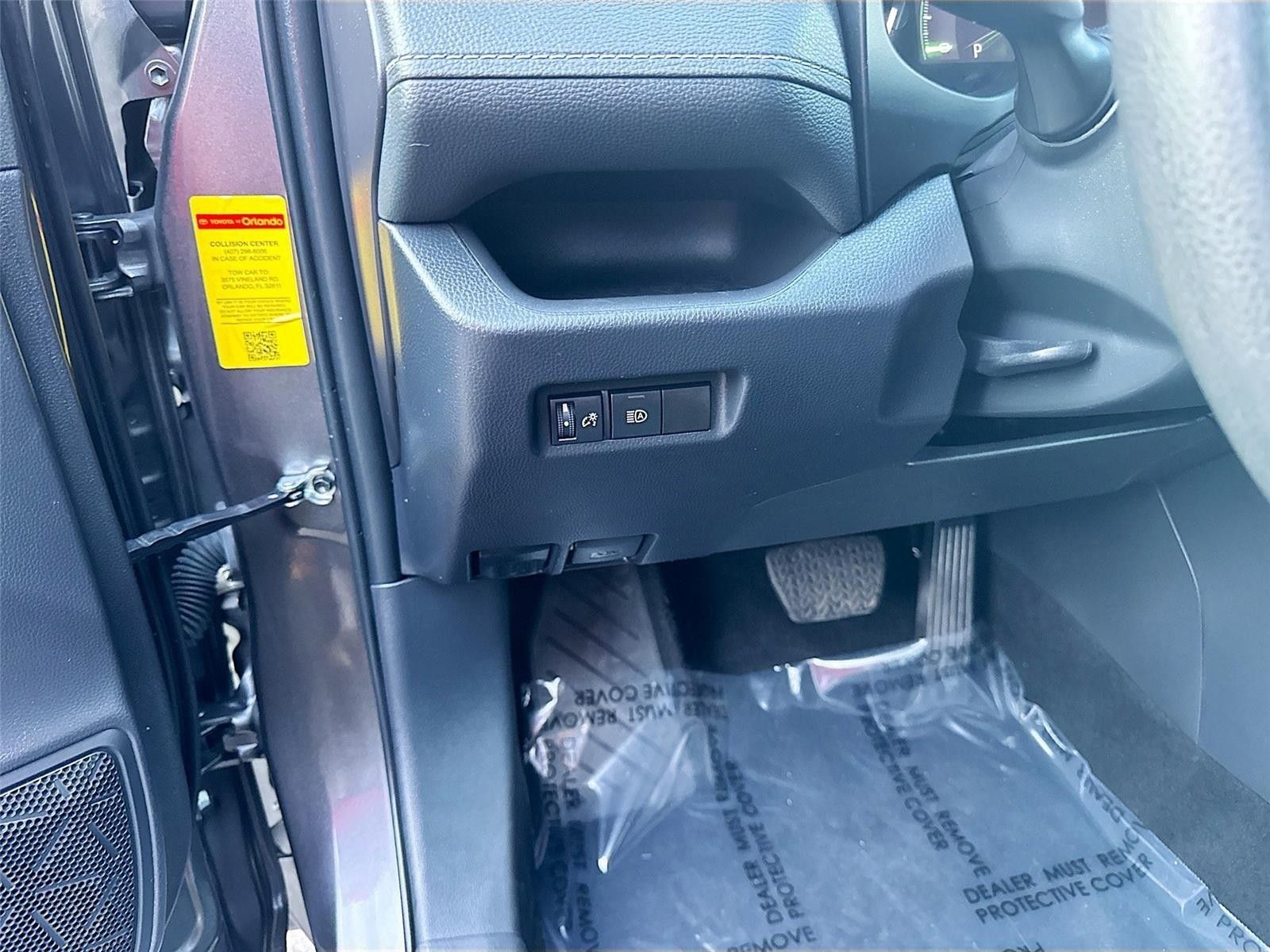 2024 Toyota RAV4 XLE FWD