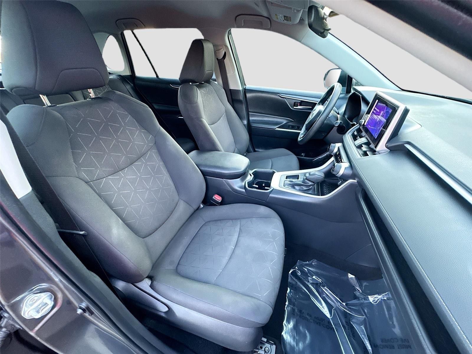 2024 Toyota RAV4 XLE FWD