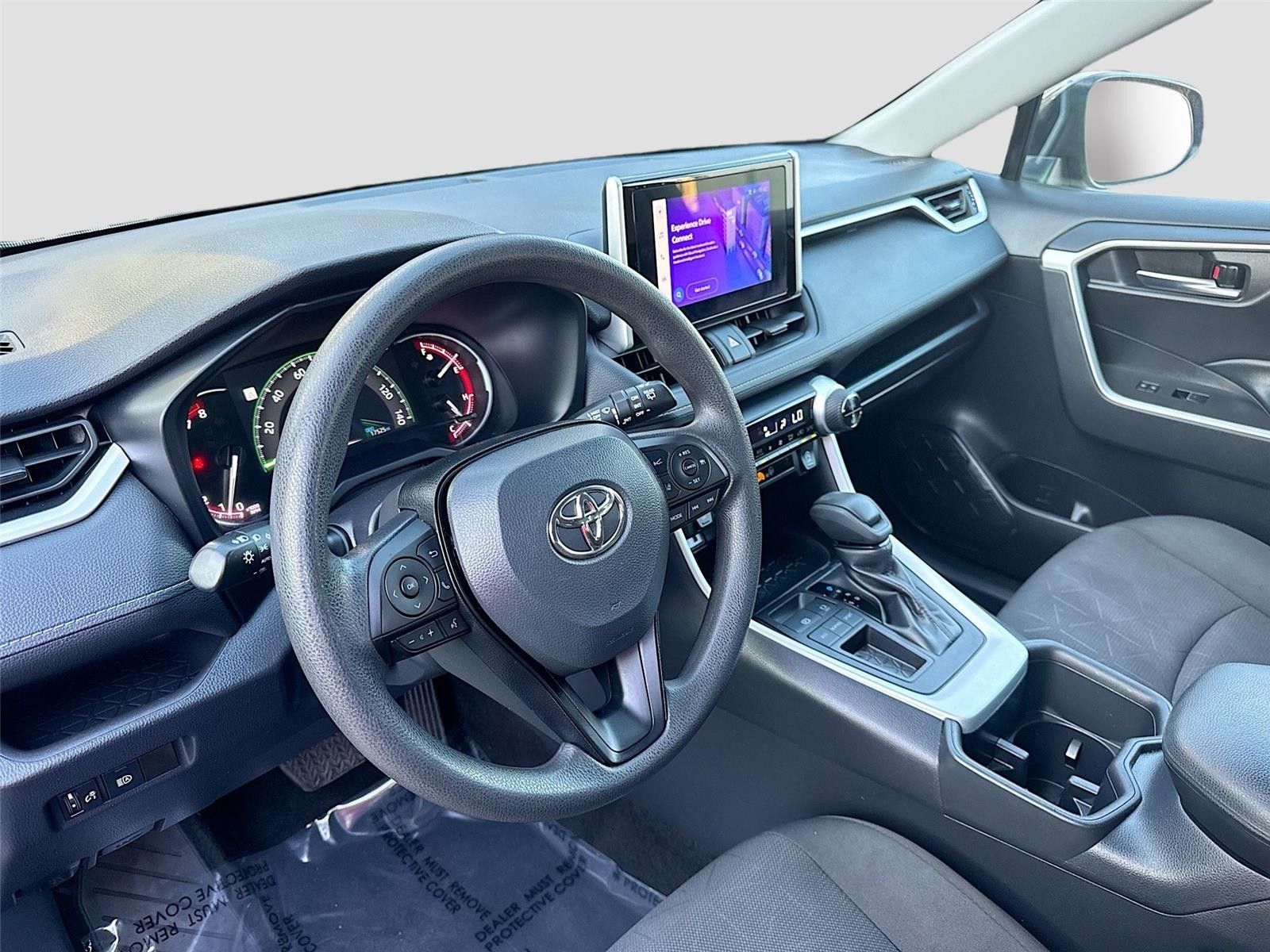 2024 Toyota RAV4 XLE FWD