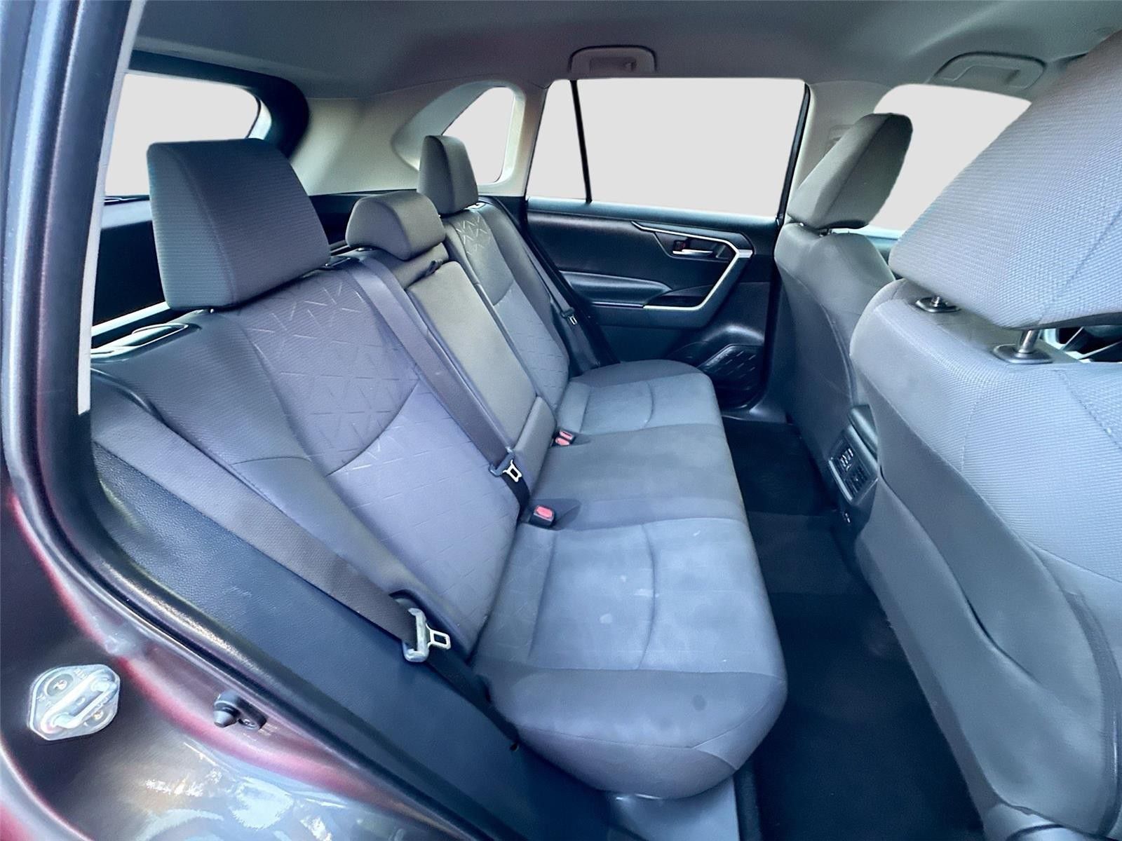 2024 Toyota RAV4 XLE FWD