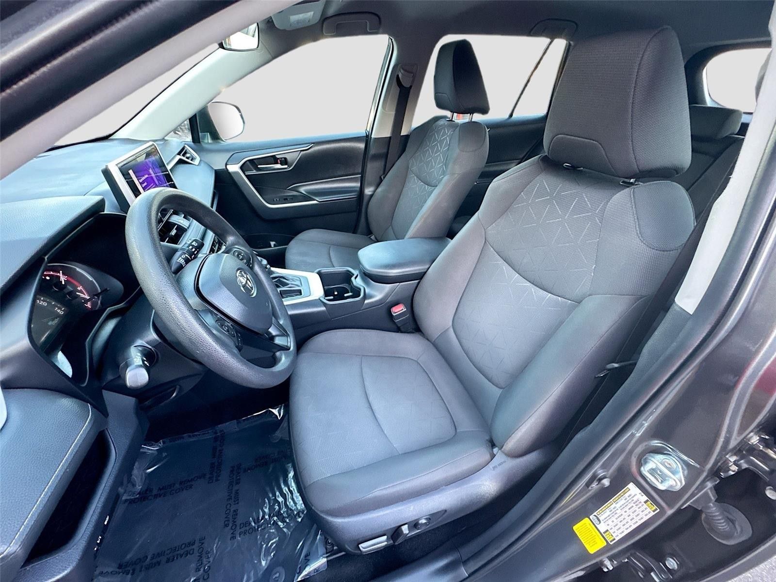 2024 Toyota RAV4 XLE FWD