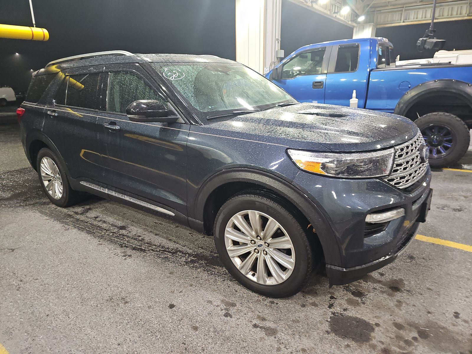 2022 Ford Explorer Limited AWD