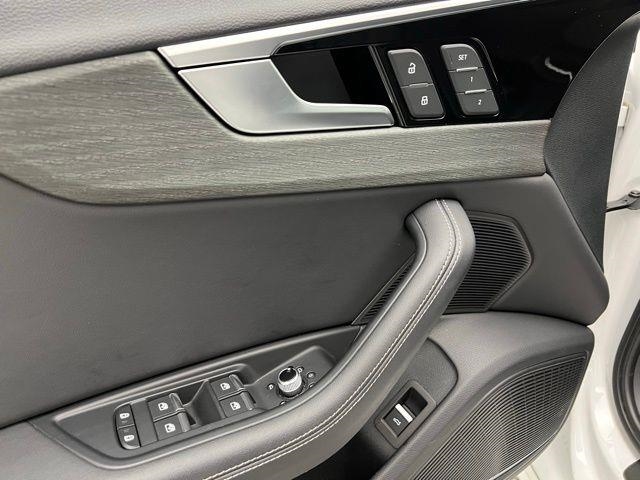 2023 Audi A4 S line Premium Plus AWD