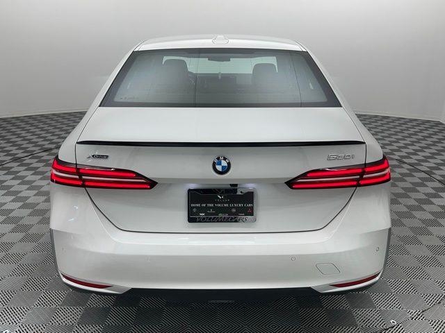 2025 BMW 5 Series 530i xDrive AWD