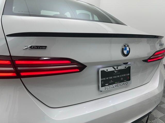 2025 BMW 5 Series 530i xDrive AWD