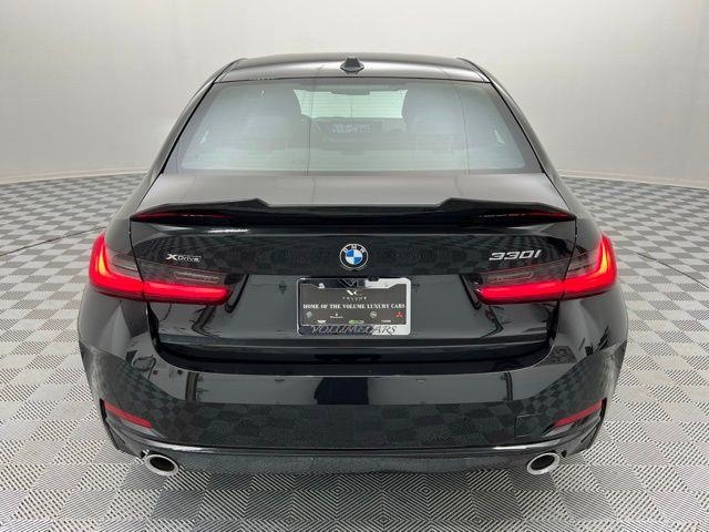 2025 BMW 3 Series 330i xDrive AWD