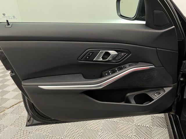 2025 BMW 3 Series 330i xDrive AWD