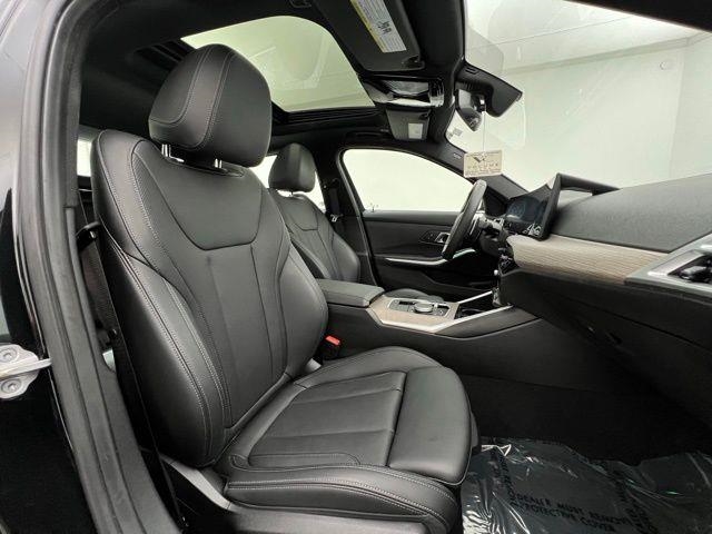 2025 BMW 3 Series 330i xDrive AWD