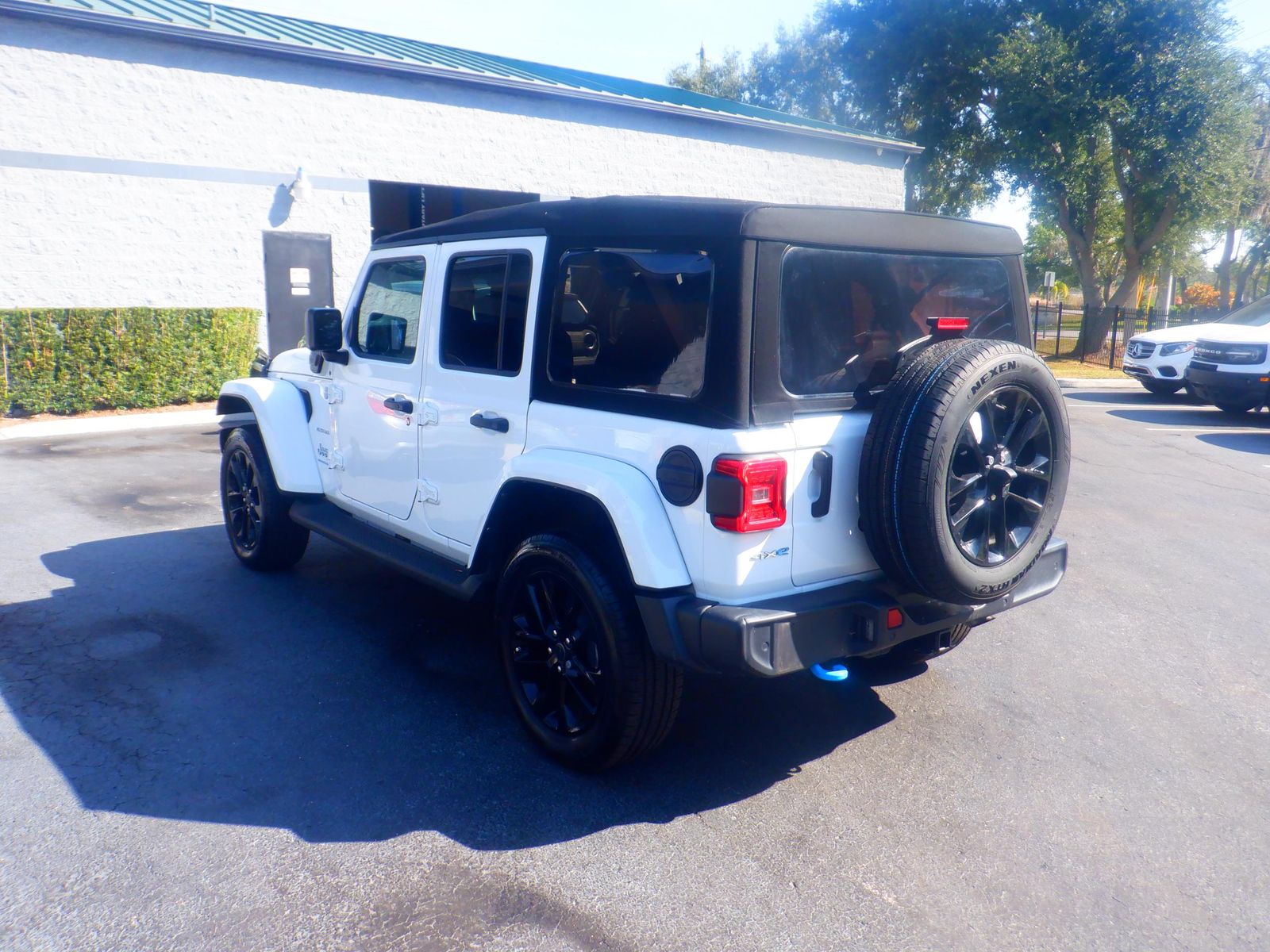 2024 Jeep Wrangler 4xe Sahara AWD