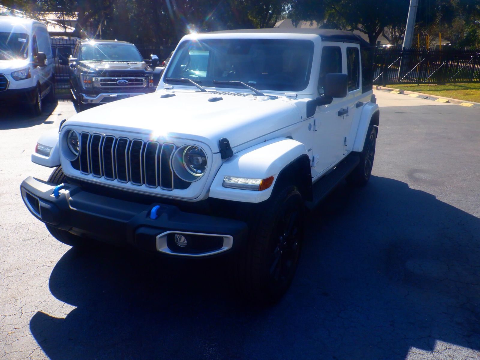 2024 Jeep Wrangler 4xe Sahara AWD