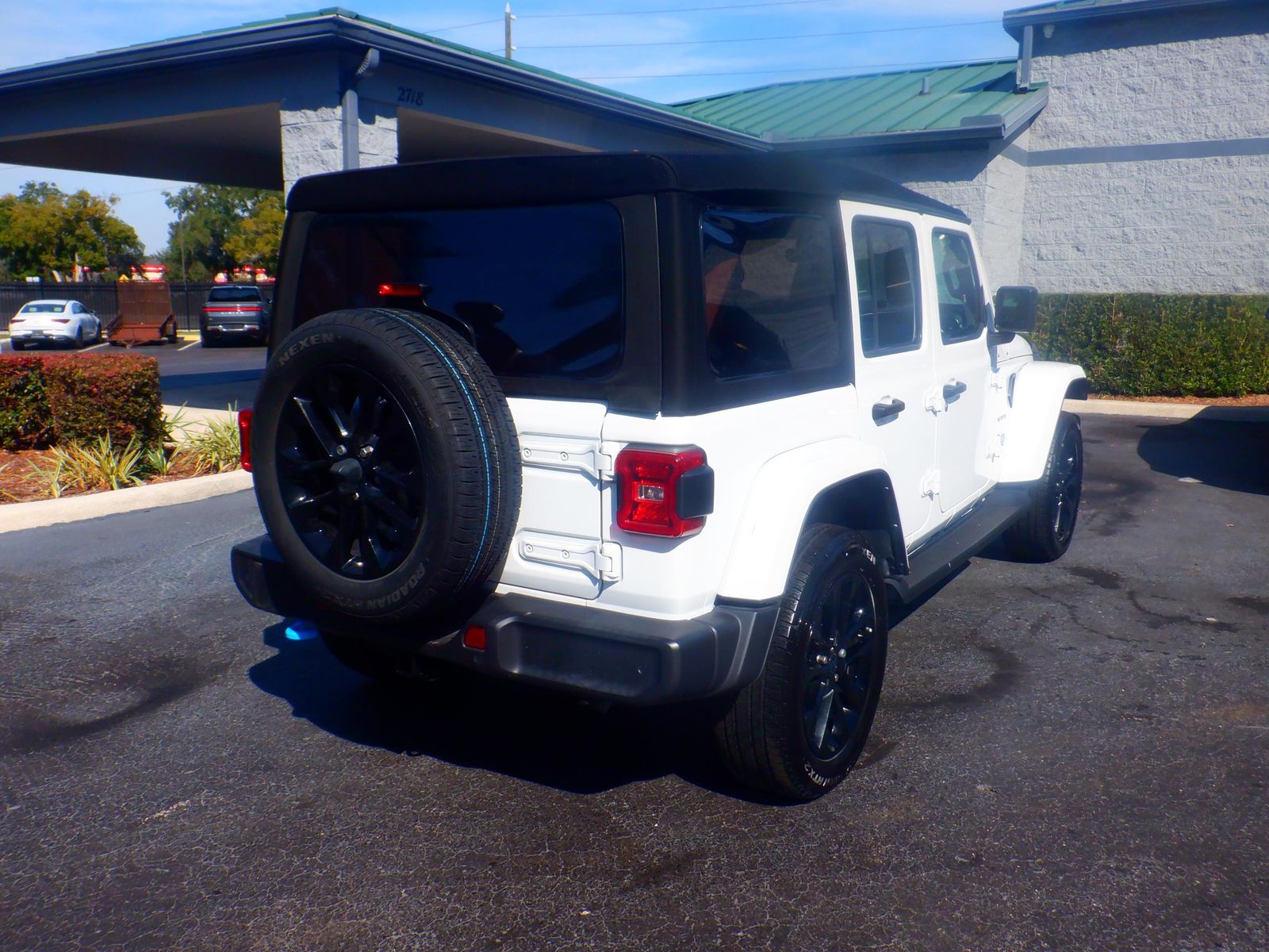 2024 Jeep Wrangler 4xe Sahara AWD
