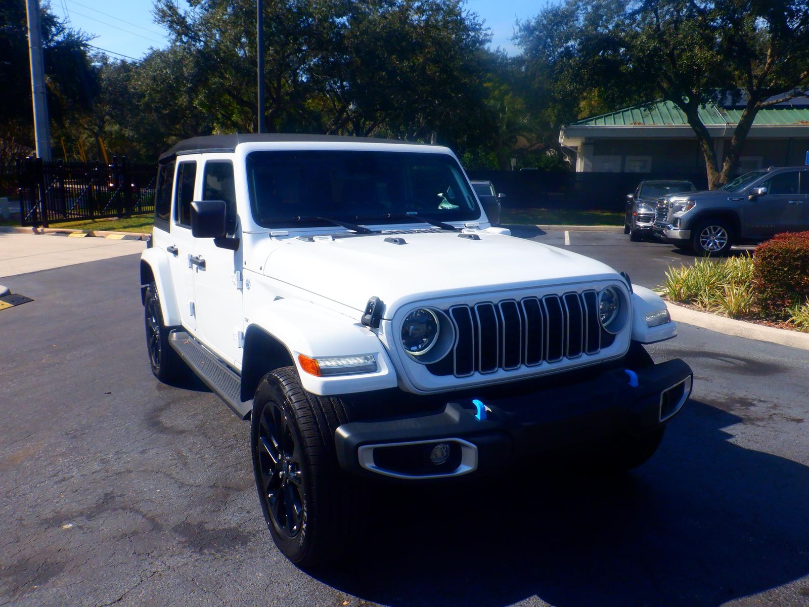 2024 Jeep Wrangler 4xe Sahara AWD