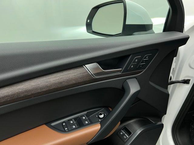 2022 Audi Q5 e Plug-In Hybrid S line Premium AWD